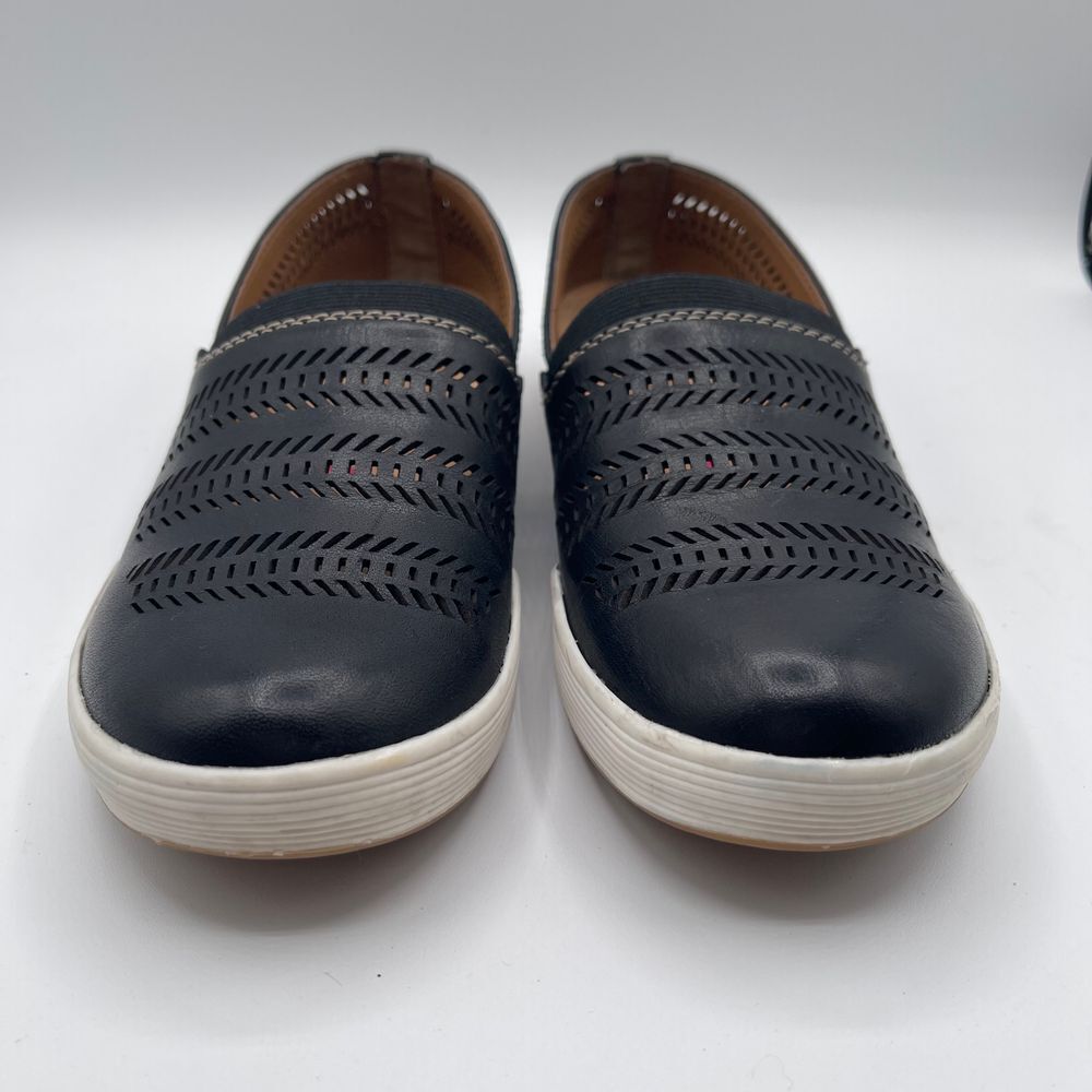 Comfortiva Loring Laser-Cut Slip-On Sneakers Black Leather Casual Comfort Shoe 7 - Picture 2 of 10